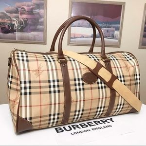 BURBERRYs Nova Check 50 Duffel Bag o